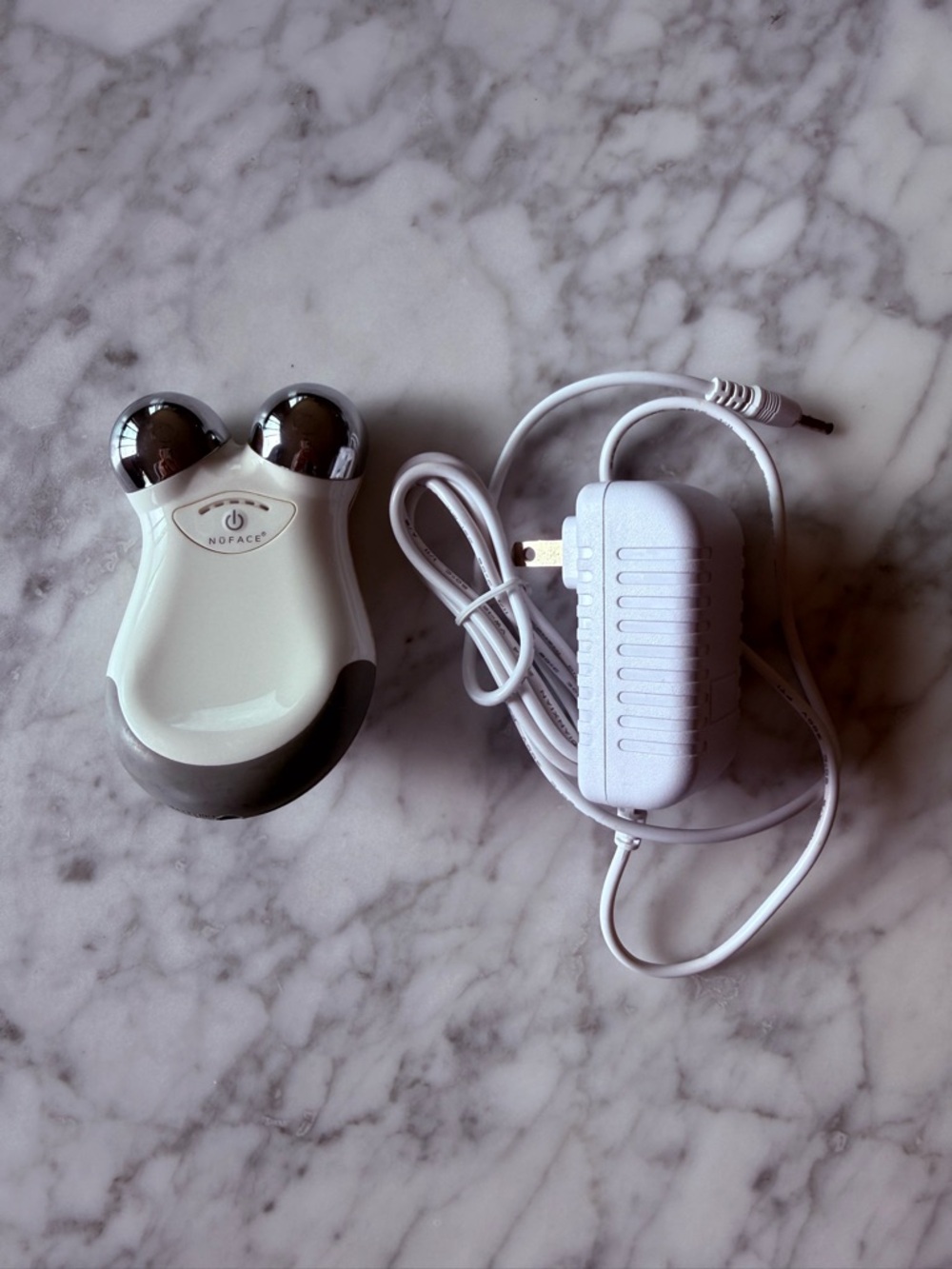 NuFACE | MINI Facial Toning Micro current Device